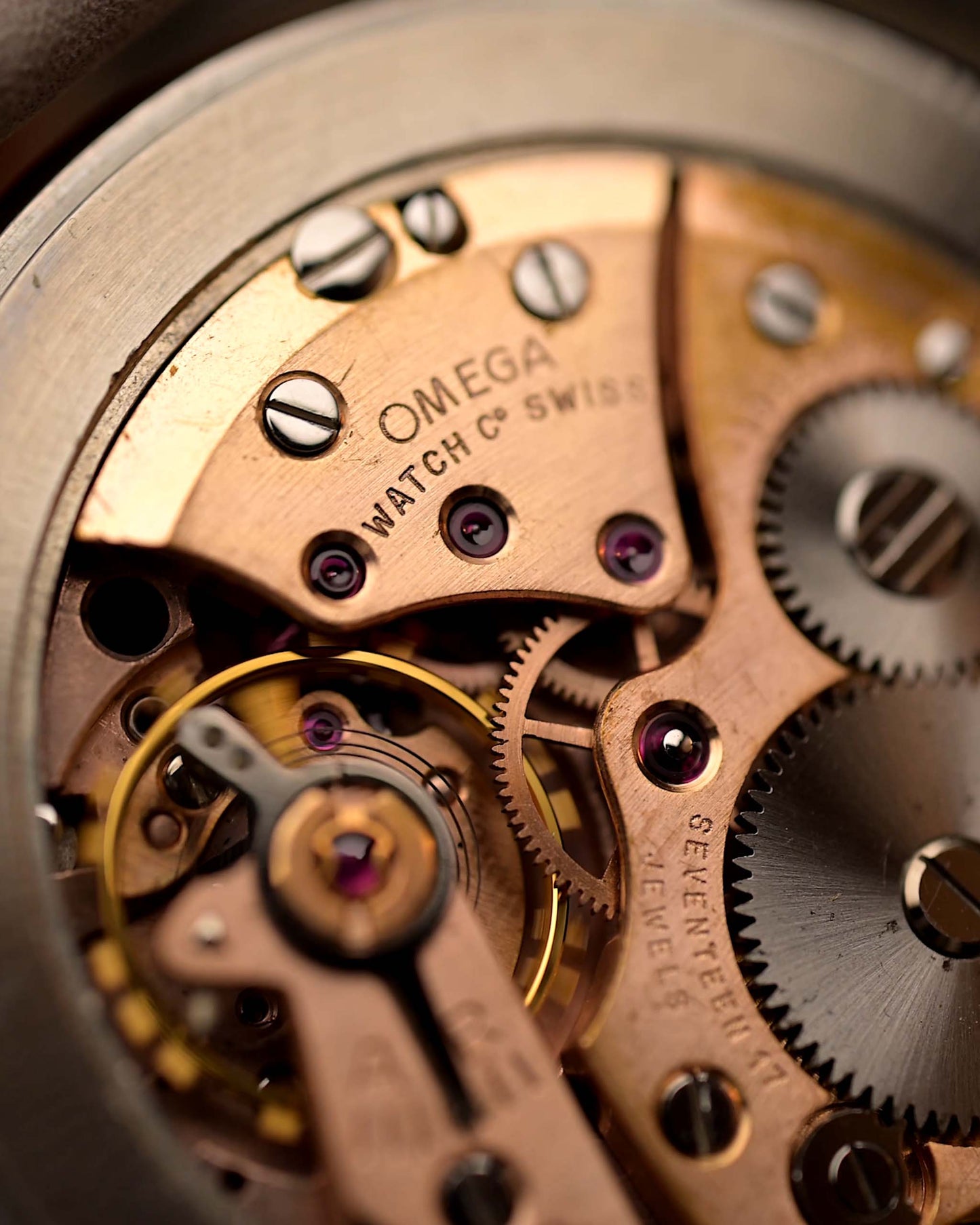 Omega 2486 Cosmic Moonphase 1940s