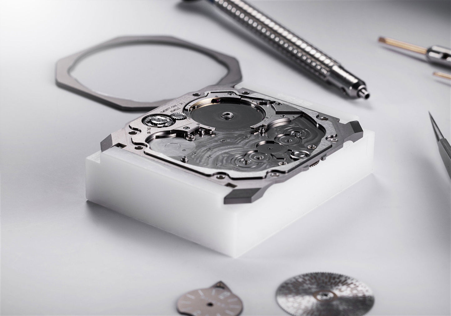 ULTRA THIN WATCH BY VETTICI  LIMITED EDITION