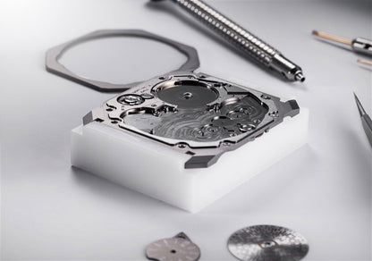 ULTRA THIN WATCH BY VETTICI  LIMITED EDITION